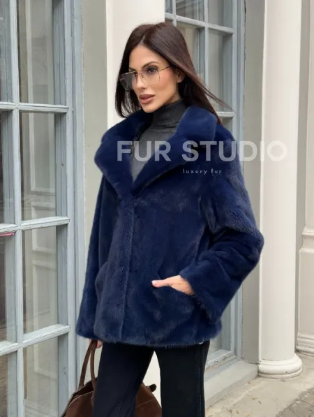 Синий норковый полушубок с английским воротником - фото 3