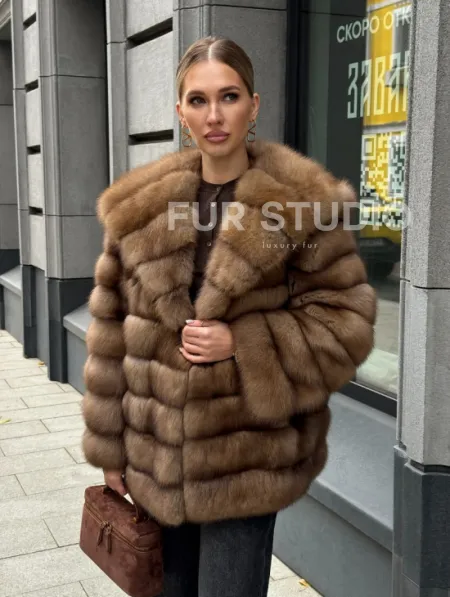 Шуба из натурального меха куницы с капюшоном - фото 13