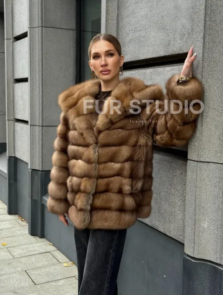 Шуба из натурального меха куницы с капюшоном - фото 19