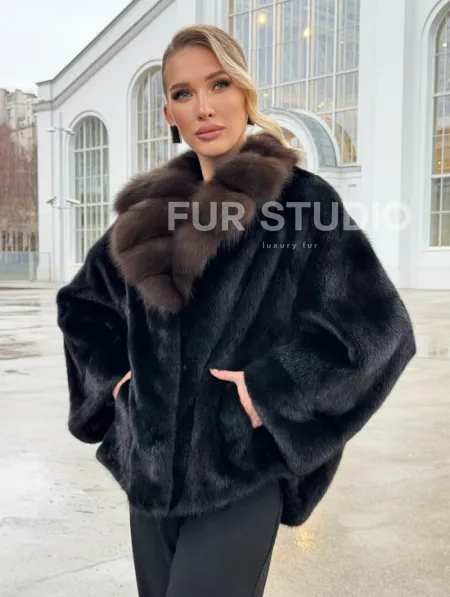 Черный норковый жакет с воротником куницы - фото 11