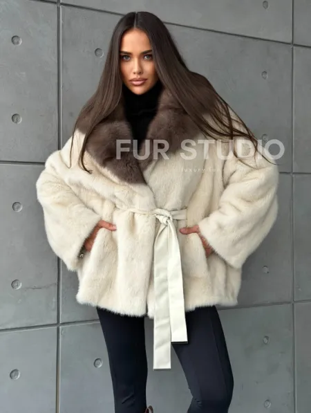 Светлая норковая шуба oversize - воротник куница - фото 8