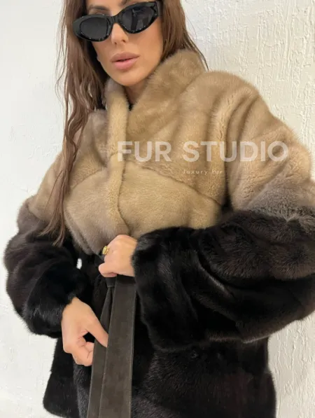 Короткая шуба из меха норки - эффект деграде - фото 2