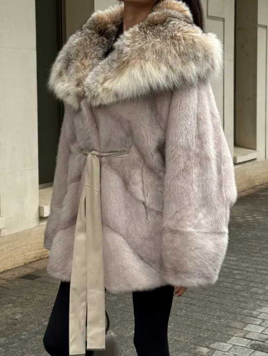 Шуба норковая кимоно с капюшоном из меха рыси, летучая мышь - фото 2