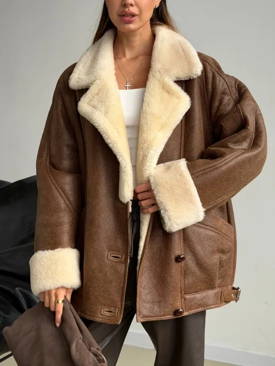 Коричневая женская винтажная дубленка на пуговицах - фото 6