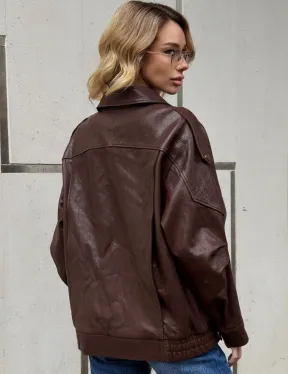Коричневая кожаная курточка - бомбер на молнии - фото 5