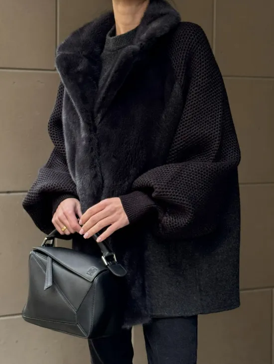 Шерстяная женская куртка с отделкой из меха норки - фото 2