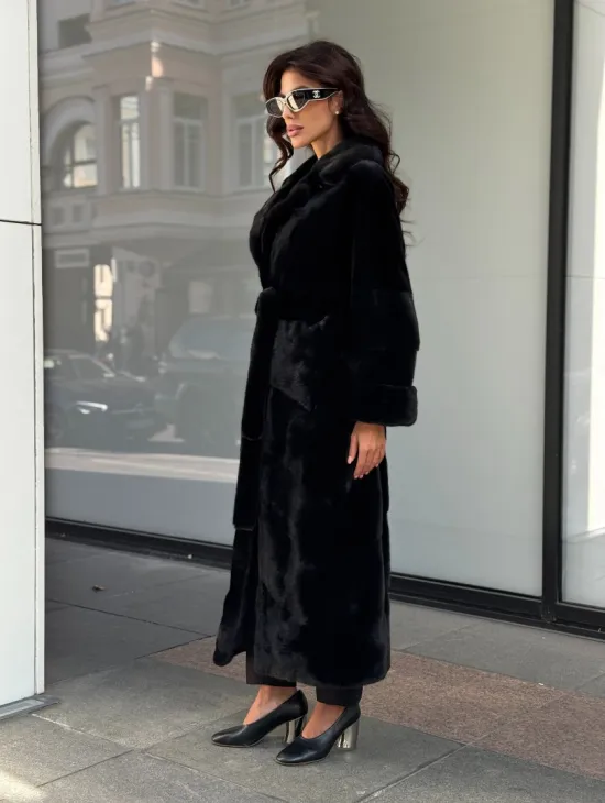 Удлиненная черная шуба с поясом из скандинавской норки - фото 9