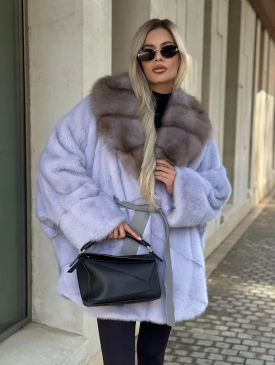 Шуба из норки короткая с куницей воротник - фото 0