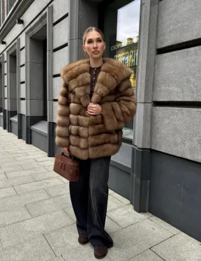 Шуба из натурального меха куницы с капюшоном - фото 21