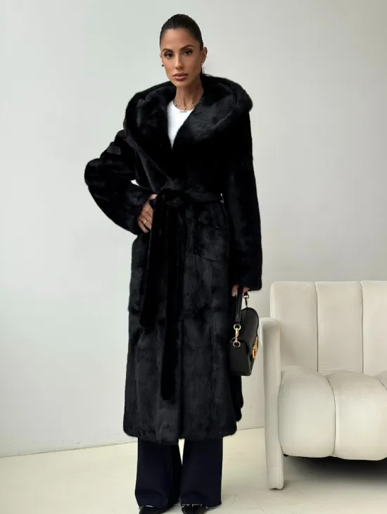 Черная норковая шуба с капюшоном - фото 0