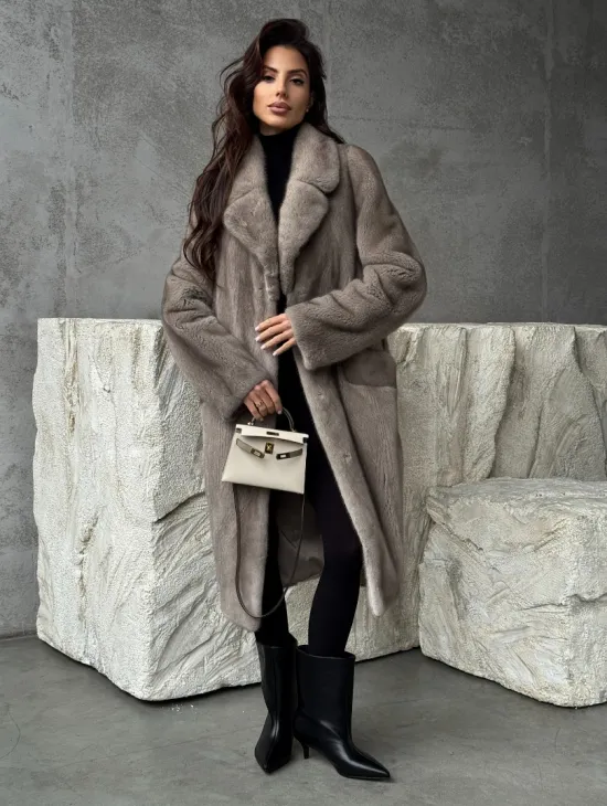 Норковая шуба в сером цвете 