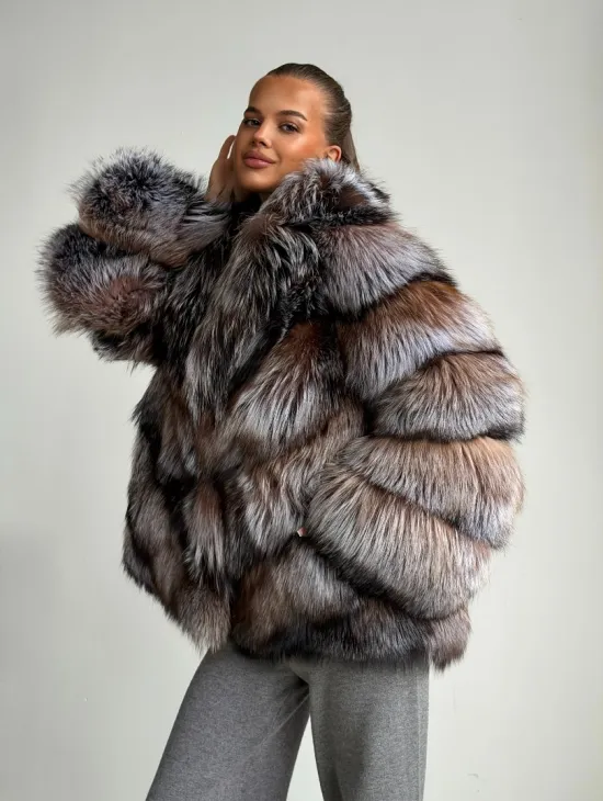 Шуба из меха лисы блюфрост - фото 9