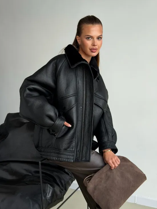 Черная натуральная дубленка из овчины - фото 8