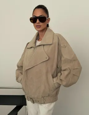 Современная куртка из замшевой кожи - фото 11