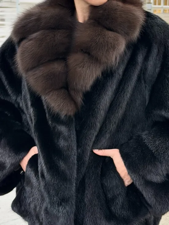 Черный норковый жакет с воротником куницы - фото 1