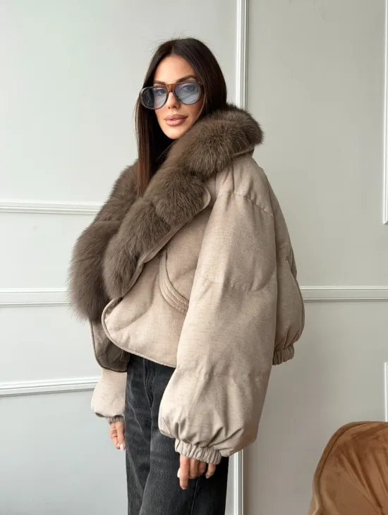 Зимний короткий пуховик с мехом - оверсайз - фото 12