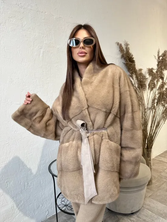 Полушубок из меха норки NAFA MINK в натуральном цвете пастель - фото 2