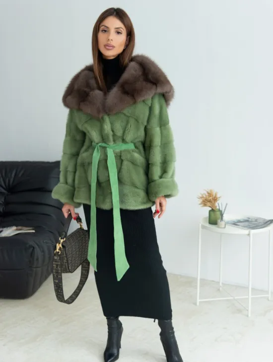 Пончо норковое с капюшоном куница - цвет оливковый - фото 4