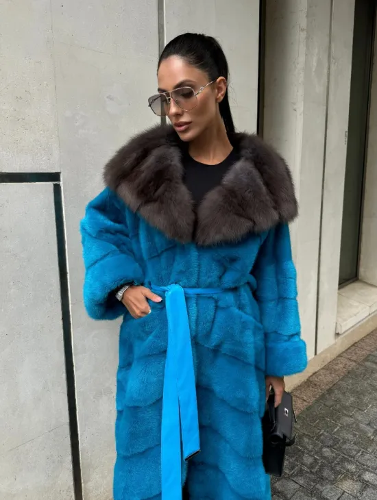 Шуба норковая с капюшоном из меха куницы - цвет тиффани - фото 9