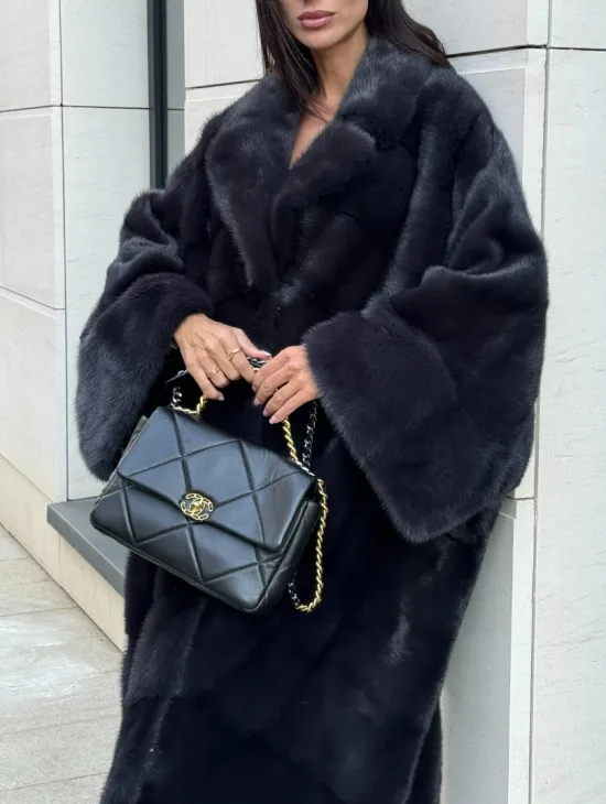 Манто из аукционной норки в цвете графит - фото 1